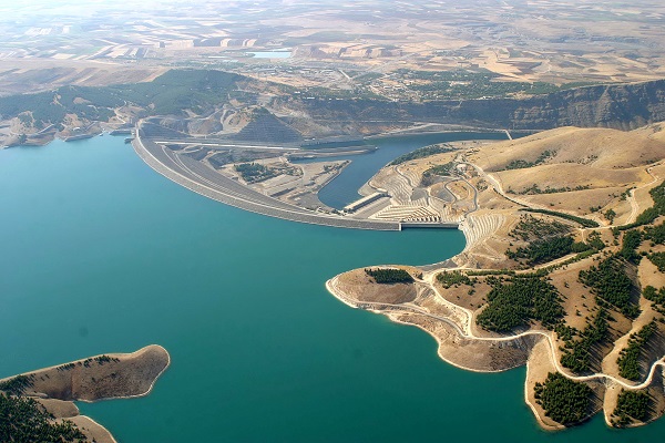 Şanlıurfa Atatürk Barajı
